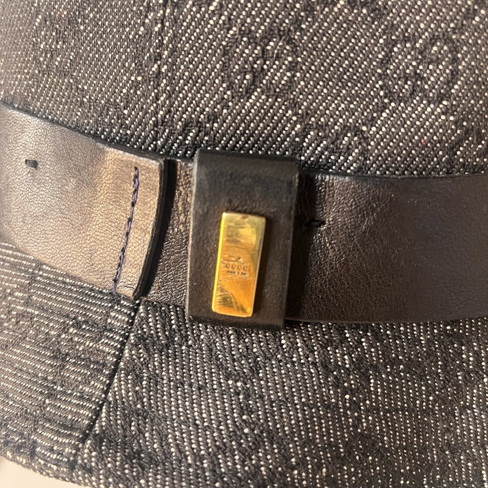 Canvas Gucci bucket hat with GG denim print. 94% cotton 6% polyurethane. - Picture 8 of 9